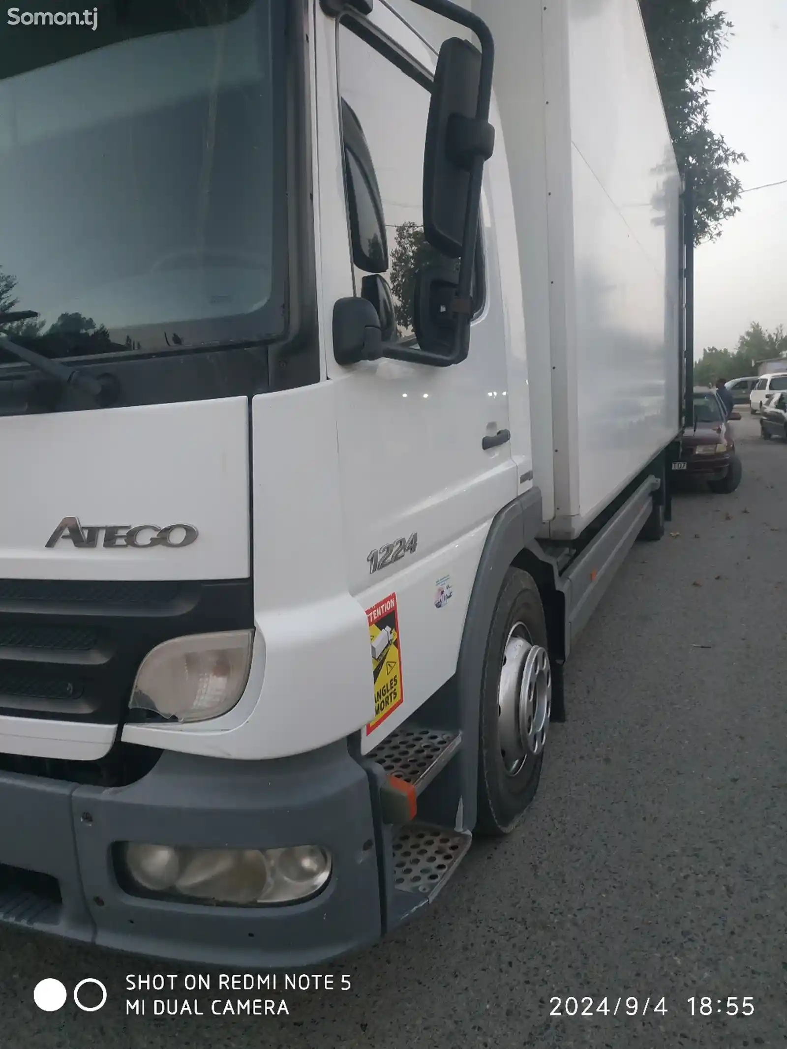 Бортовой грузовик Mercedes-Benz Atego, 2008-2