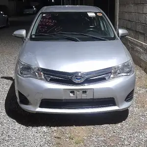 Toyota Fielder, 2015