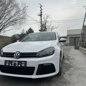 Volkswagen Golf, 2011