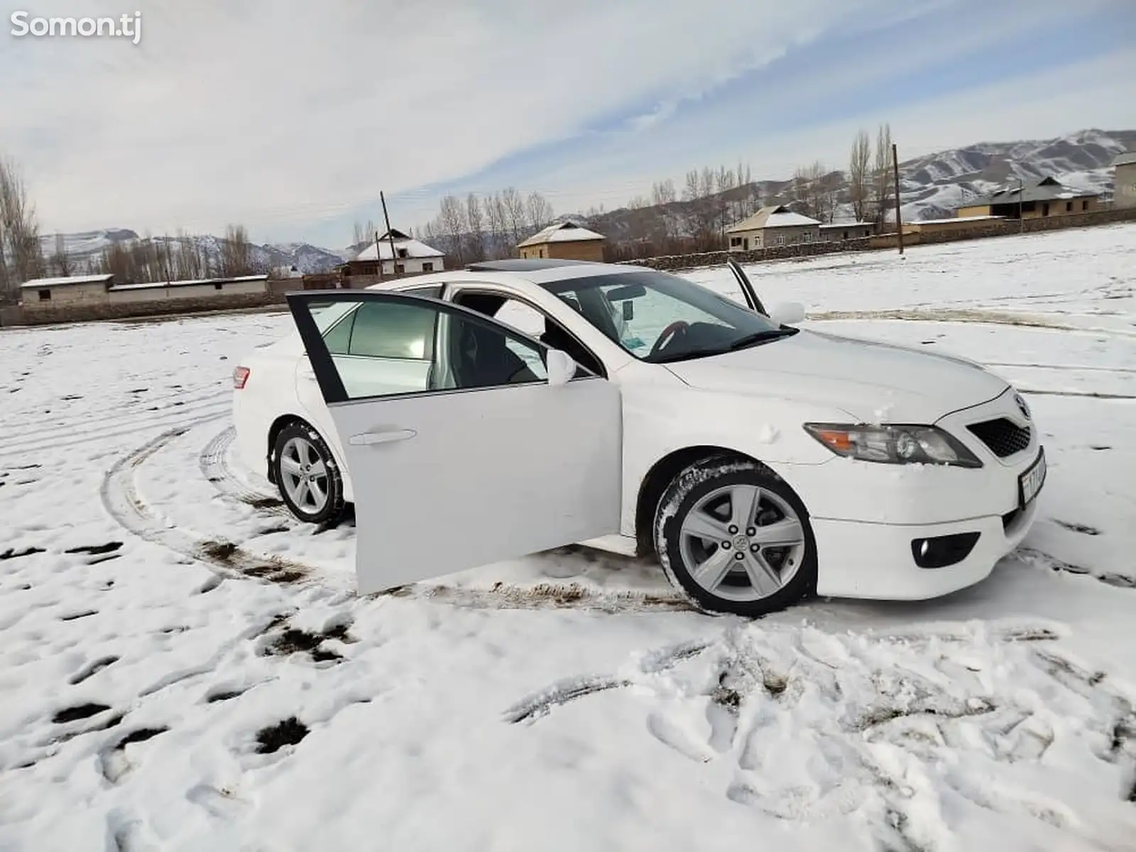 Toyota Camry, 2011-1