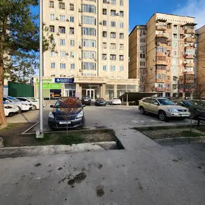 Помещение под магазин / салон, 430м², Сино