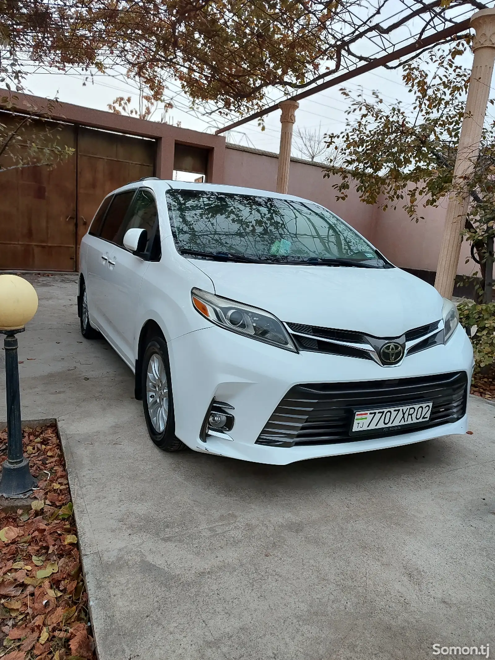 Toyota Sienna, 2015-1