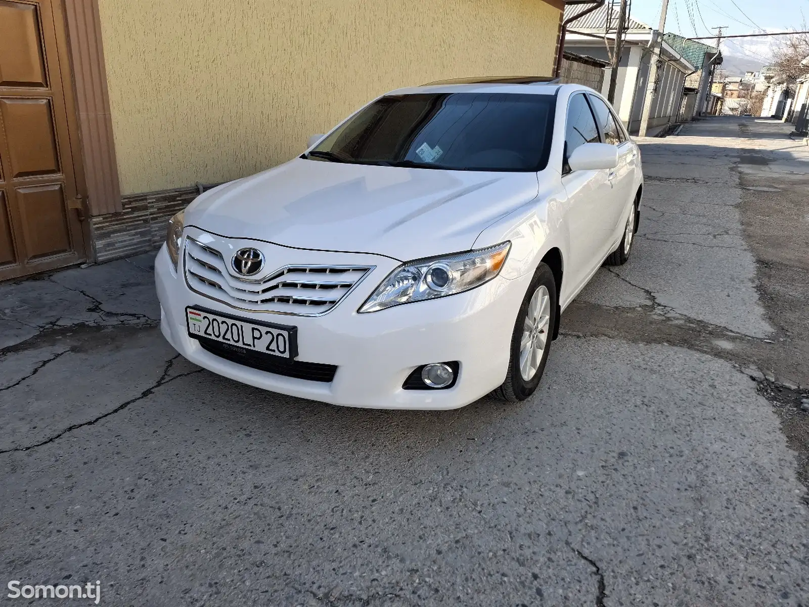 Toyota Camry, 2010-1