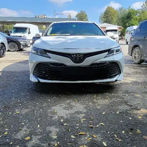 Toyota Camry, 2020