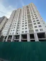 3-комн. квартира, 10 этаж, 146 м², Фирдавси-15