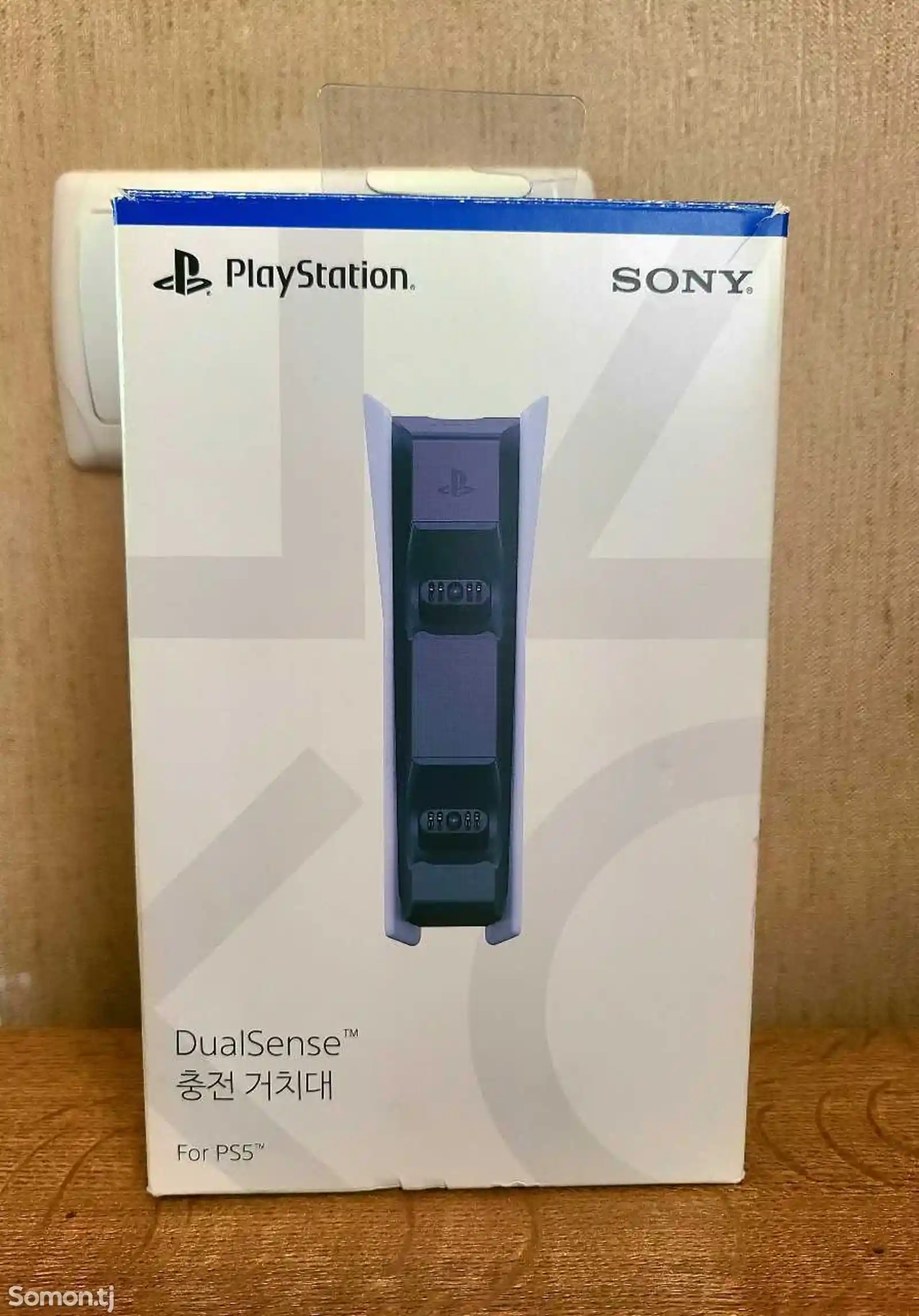 Зарядное устройство от Sony PS5