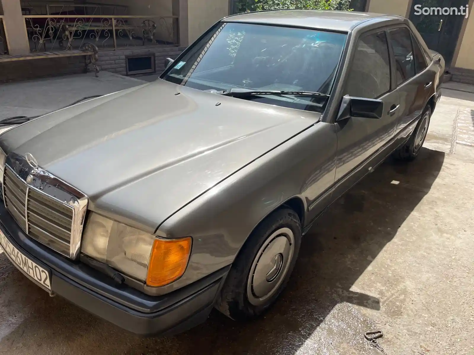 Mercedes-Benz W124, 1987-4