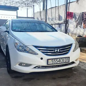 Hyundai Sonata, 2012