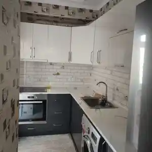 2-комн. квартира, 4 этаж, 50м², 102 мкр