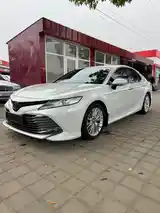 Toyota Camry, 2020-3