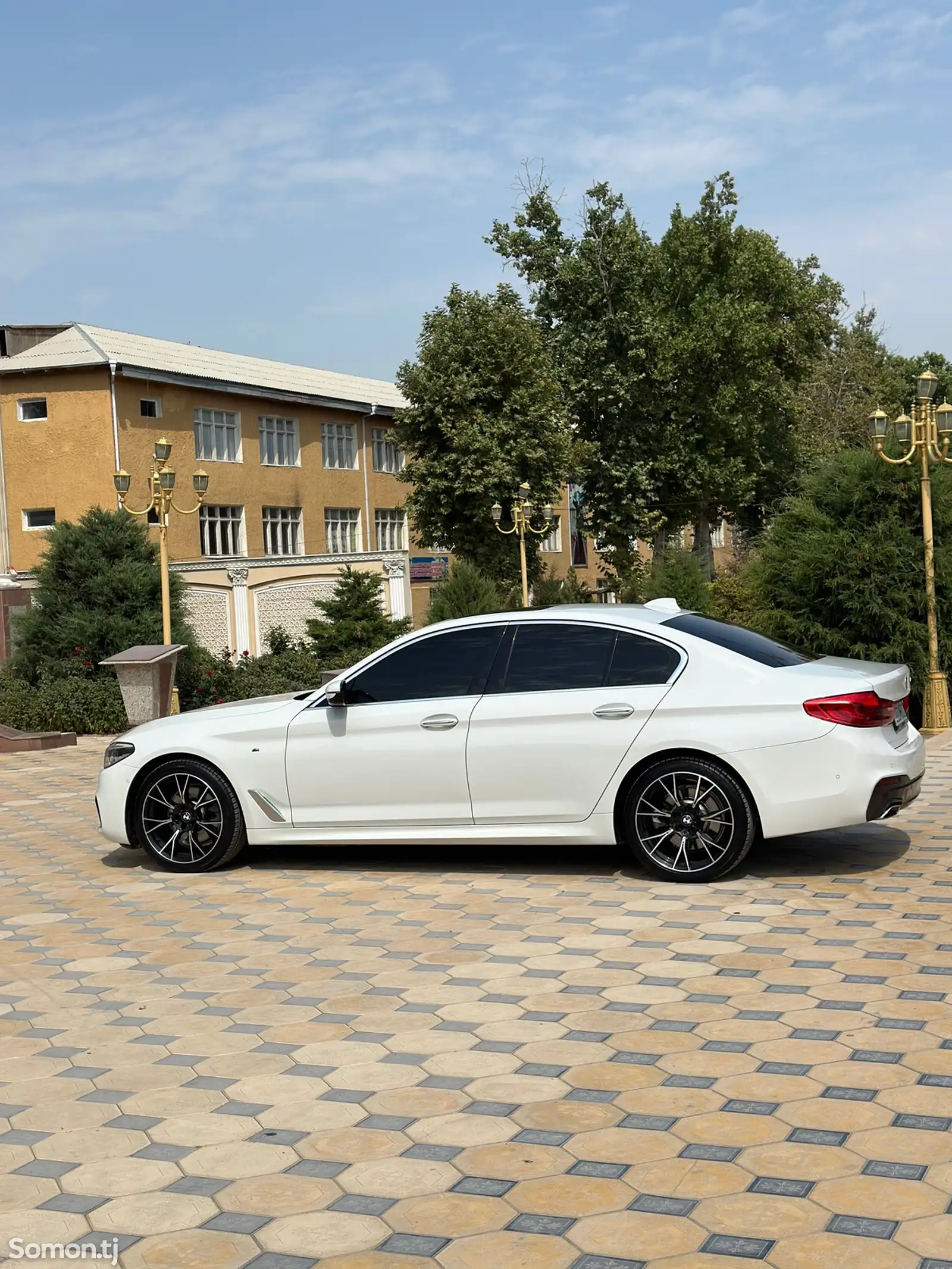 Диски и шины BMW G30, F10 R19-4