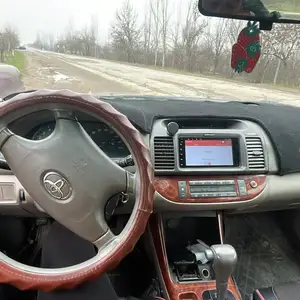 Toyota Camry, 2004