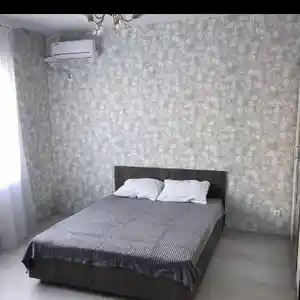 1-комн. квартира, 7 этаж, 48 м², Центр на против пединститута