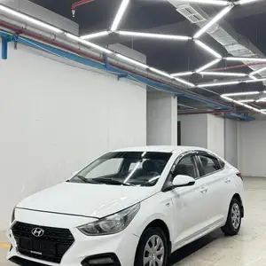 Hyundai Accent, 2018