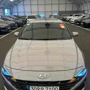 Hyundai Avante, 2020