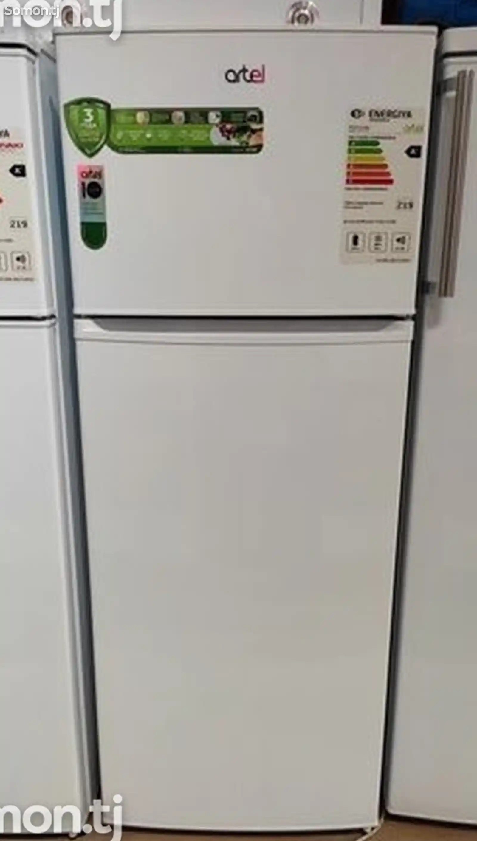 Холодильник Artel-1