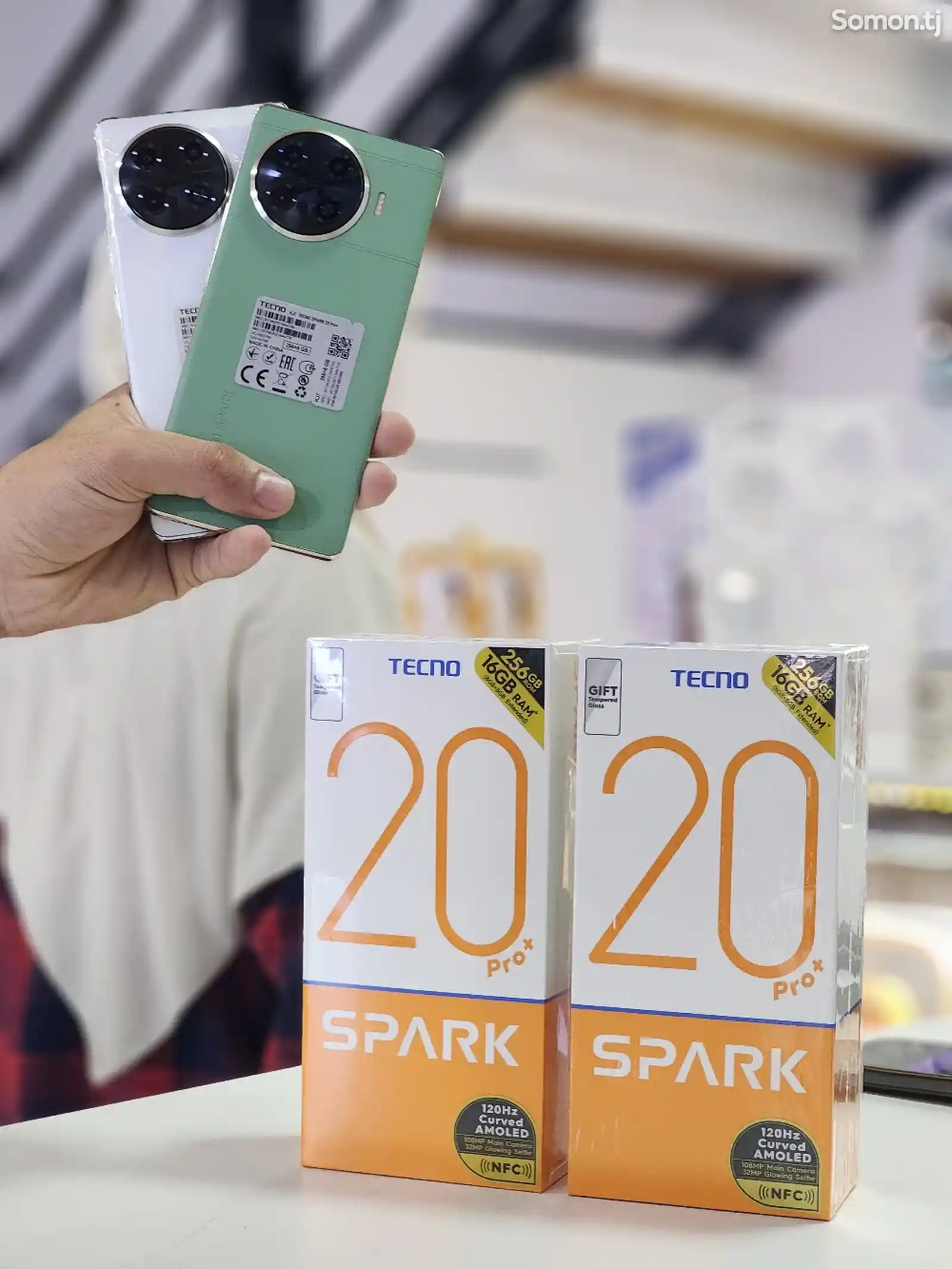 Tecno Spark 20 Pro+-3