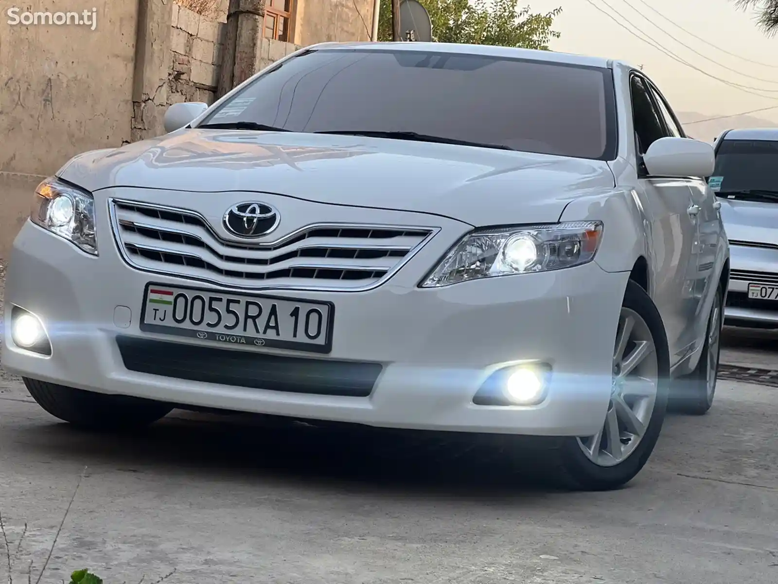 Toyota Camry, 2010-11