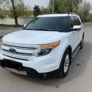 Ford Explorer, 2011