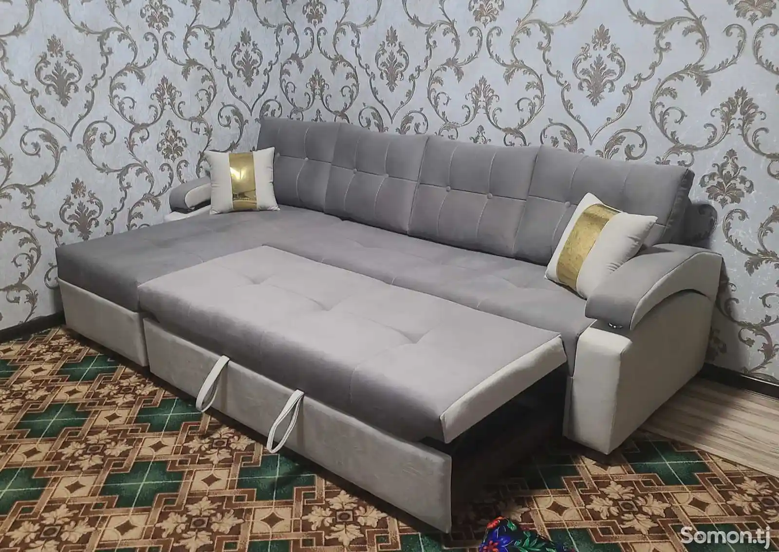 Мягкая мебель раскладной в стиле хай-тек-2