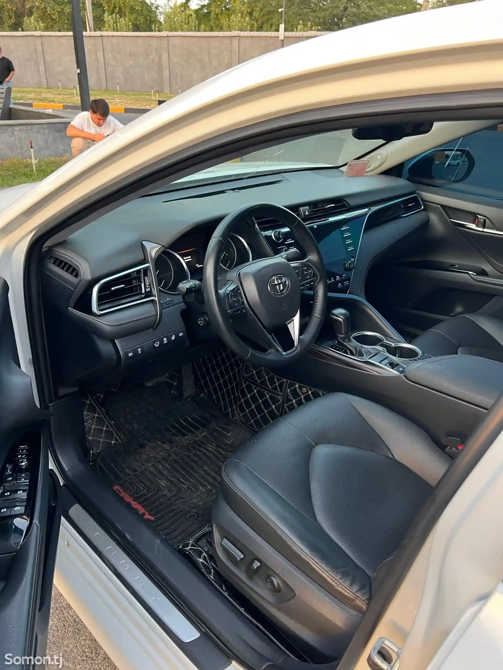 Toyota Camry, 2019-6