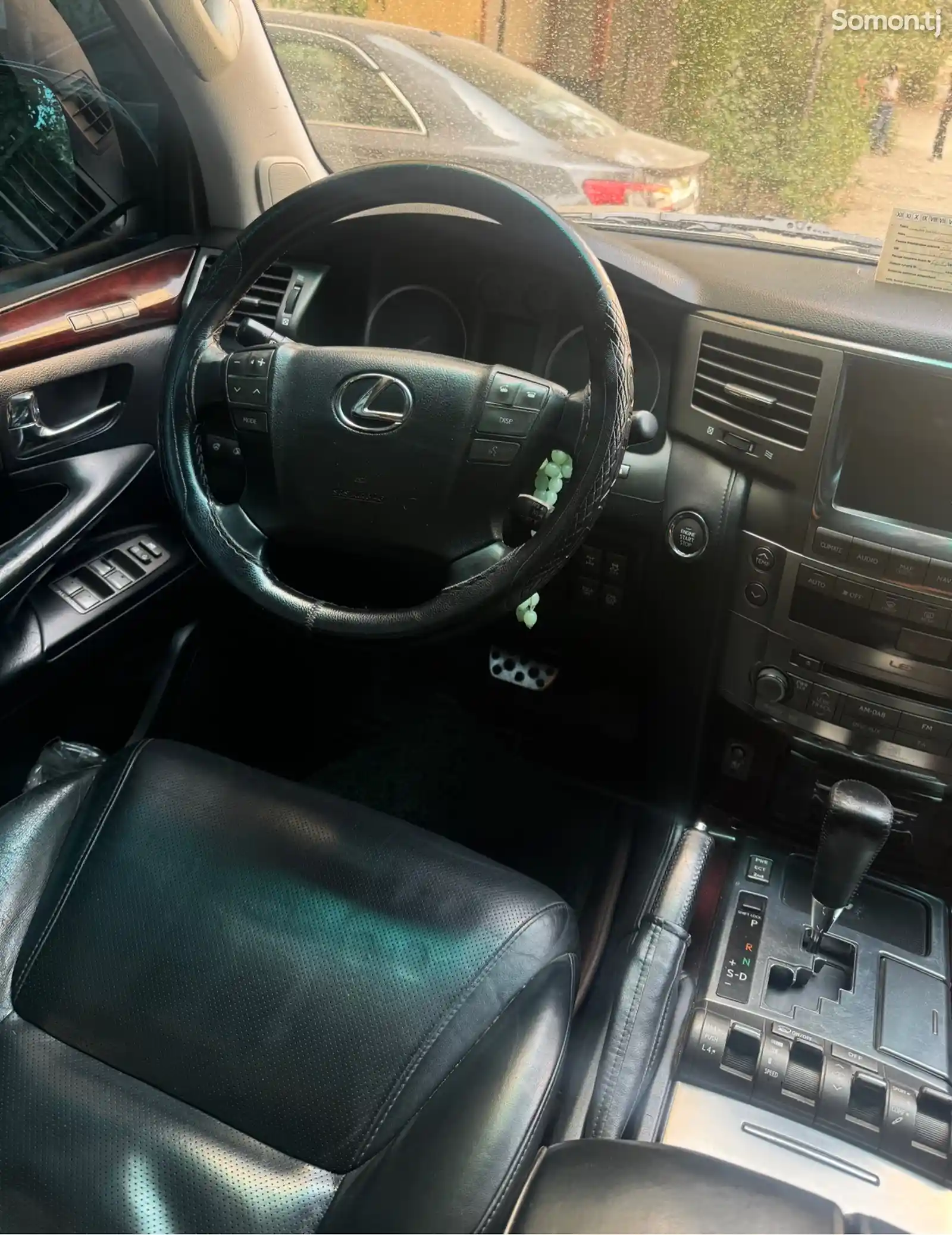 Lexus LX series, 2010-4