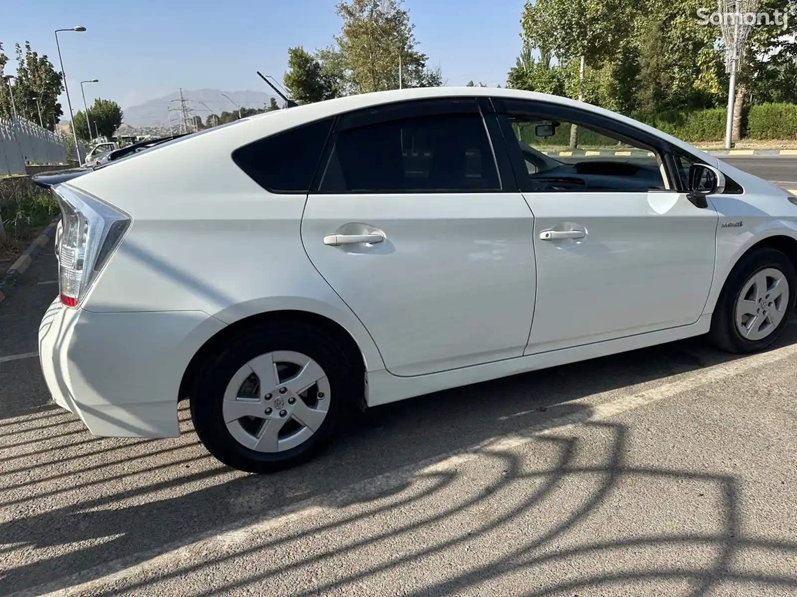 Toyota Prius, 2011-12