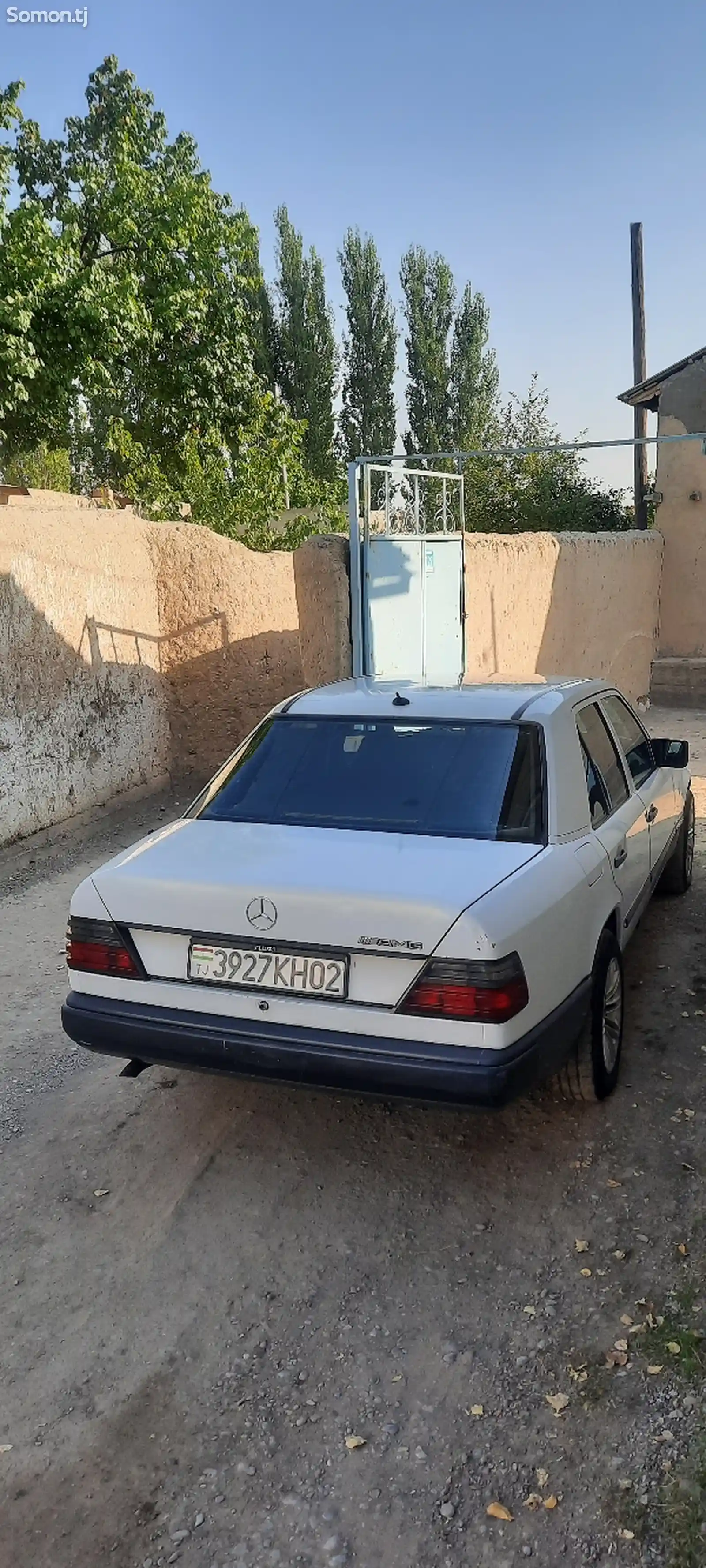 Mercedes-Benz W124, 1986-7