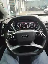 Audi Q4, 2023-4