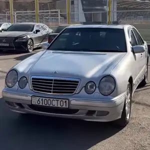 Mercedes-Benz E class, 2001