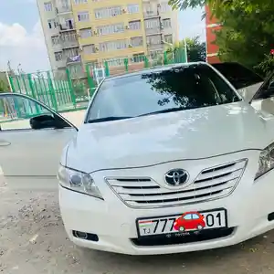 Toyota Camry, 2009