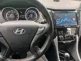 Hyundai Sonata, 2010-7