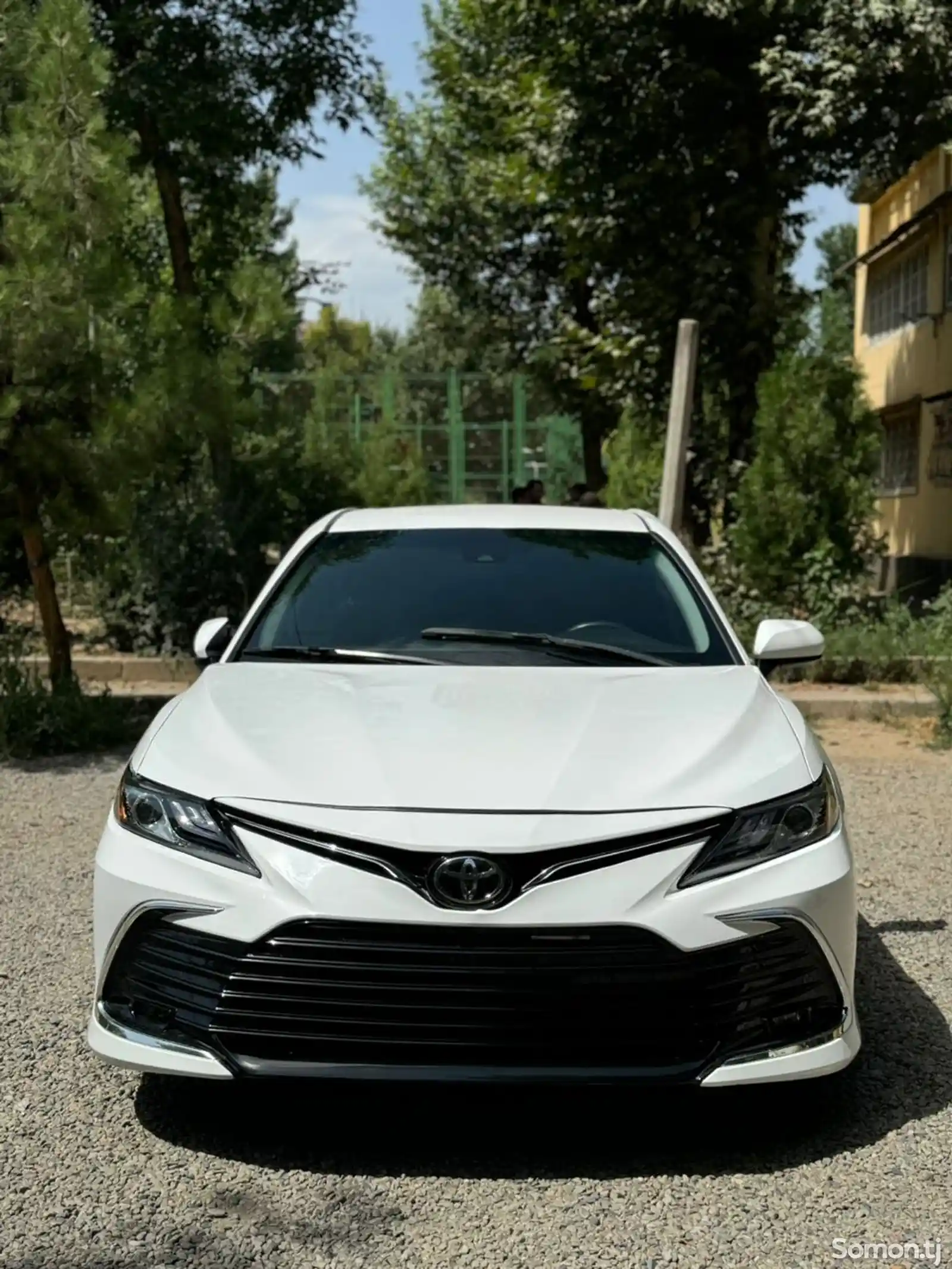 Toyota Camry, 2018-1