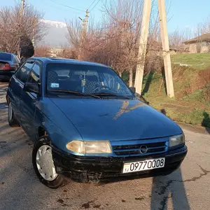 Opel Astra F, 1992