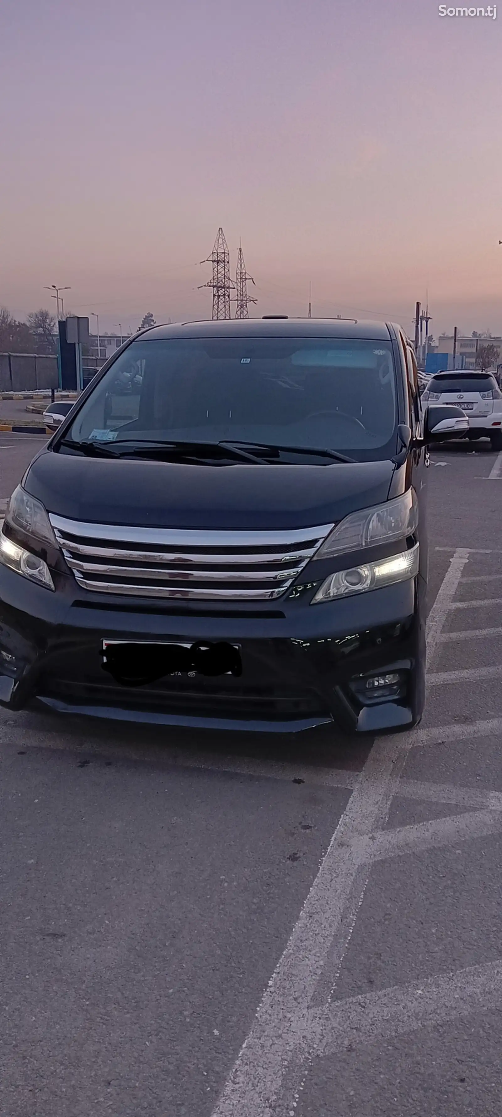 Toyota Vellfire, 2014-1