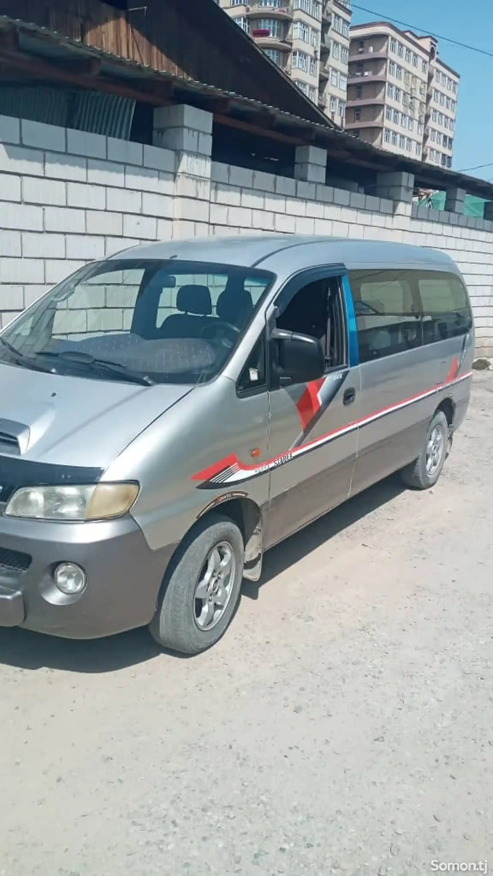 Hyundai Starex, 2001-2