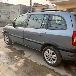 Opel Zafira, 2003