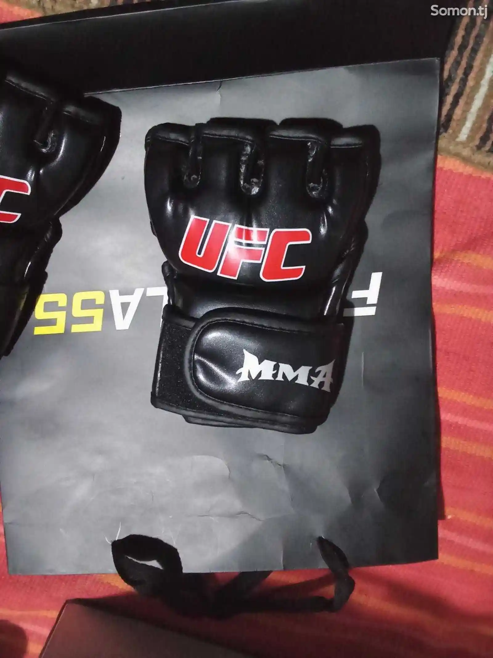 Перчатки UFC 300-2