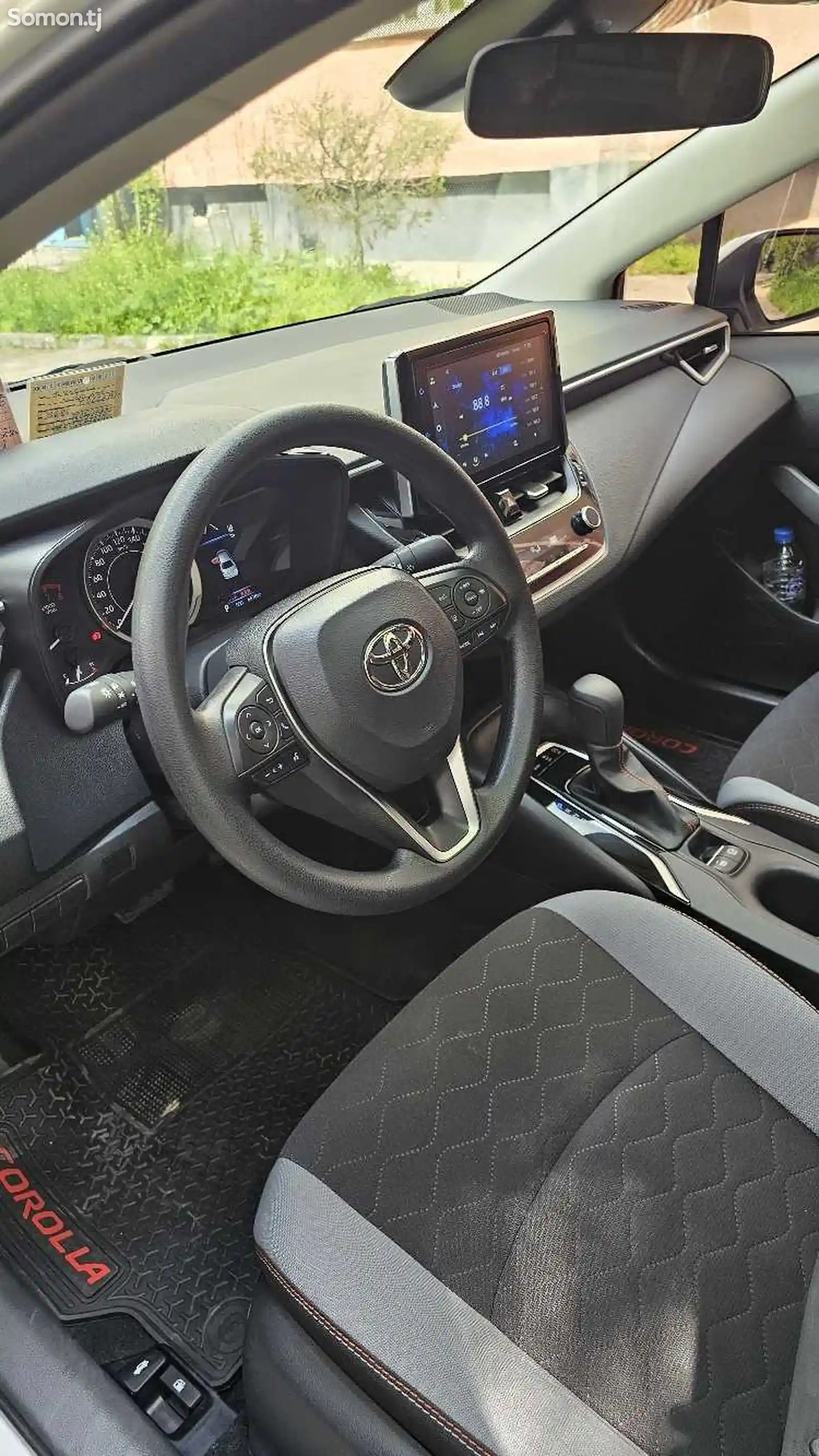 Toyota Corolla, 2023-4