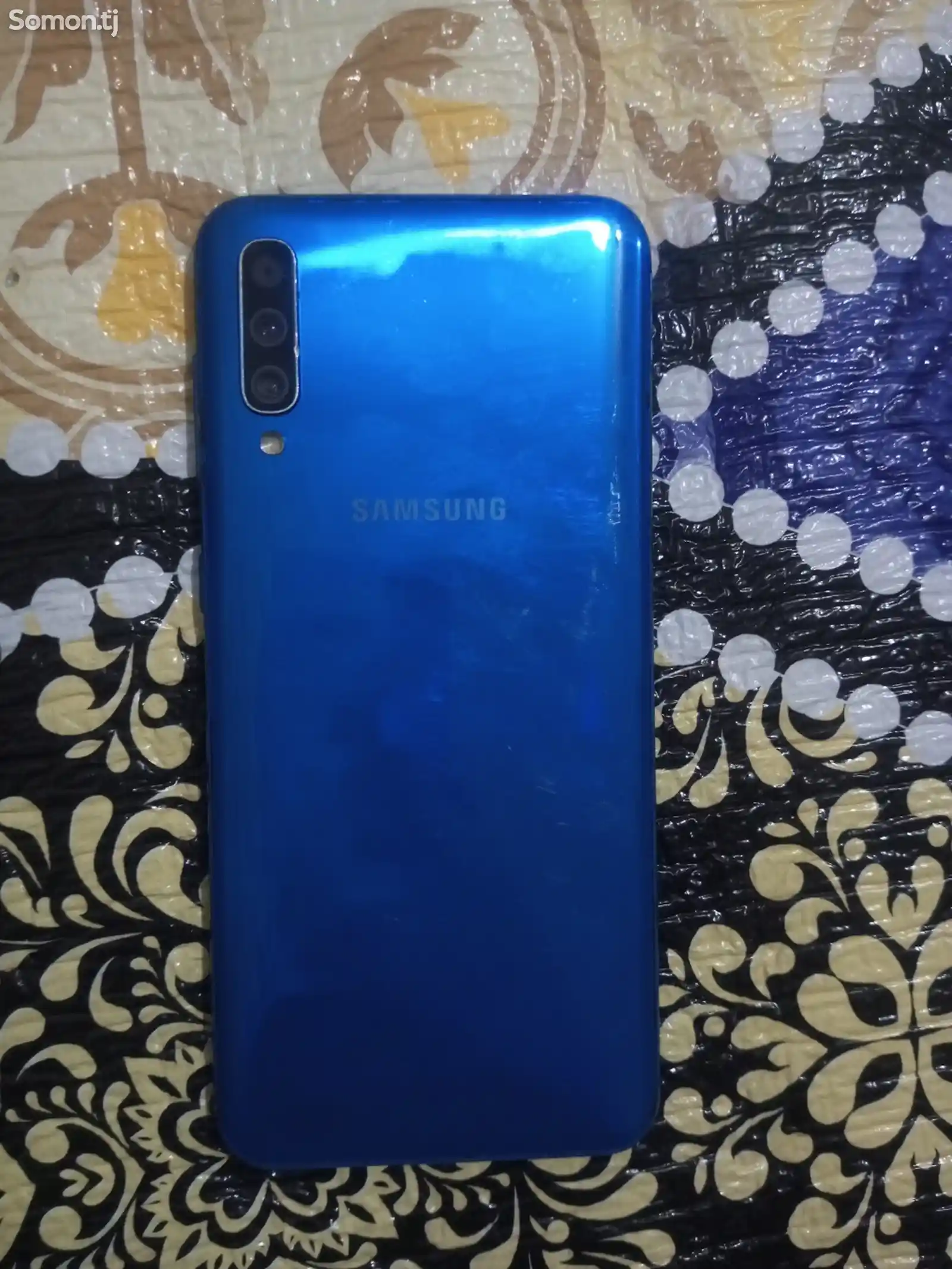 Samsung Galaxy A50-1