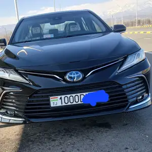 Toyota Camry, 2020