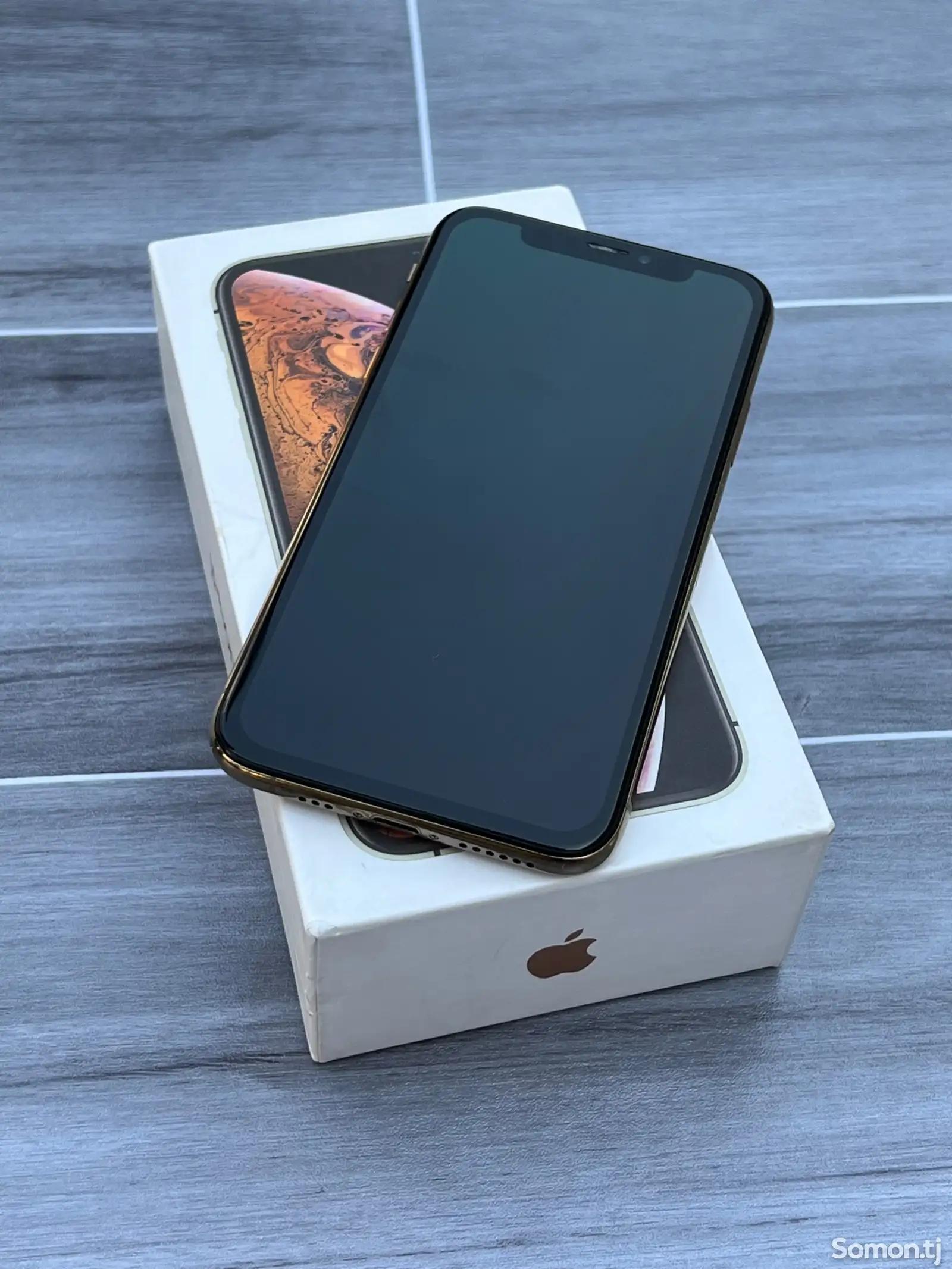 Apple iPhone Xs, 256 gb, Gold-3