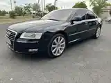 Audi A8, 2010-2