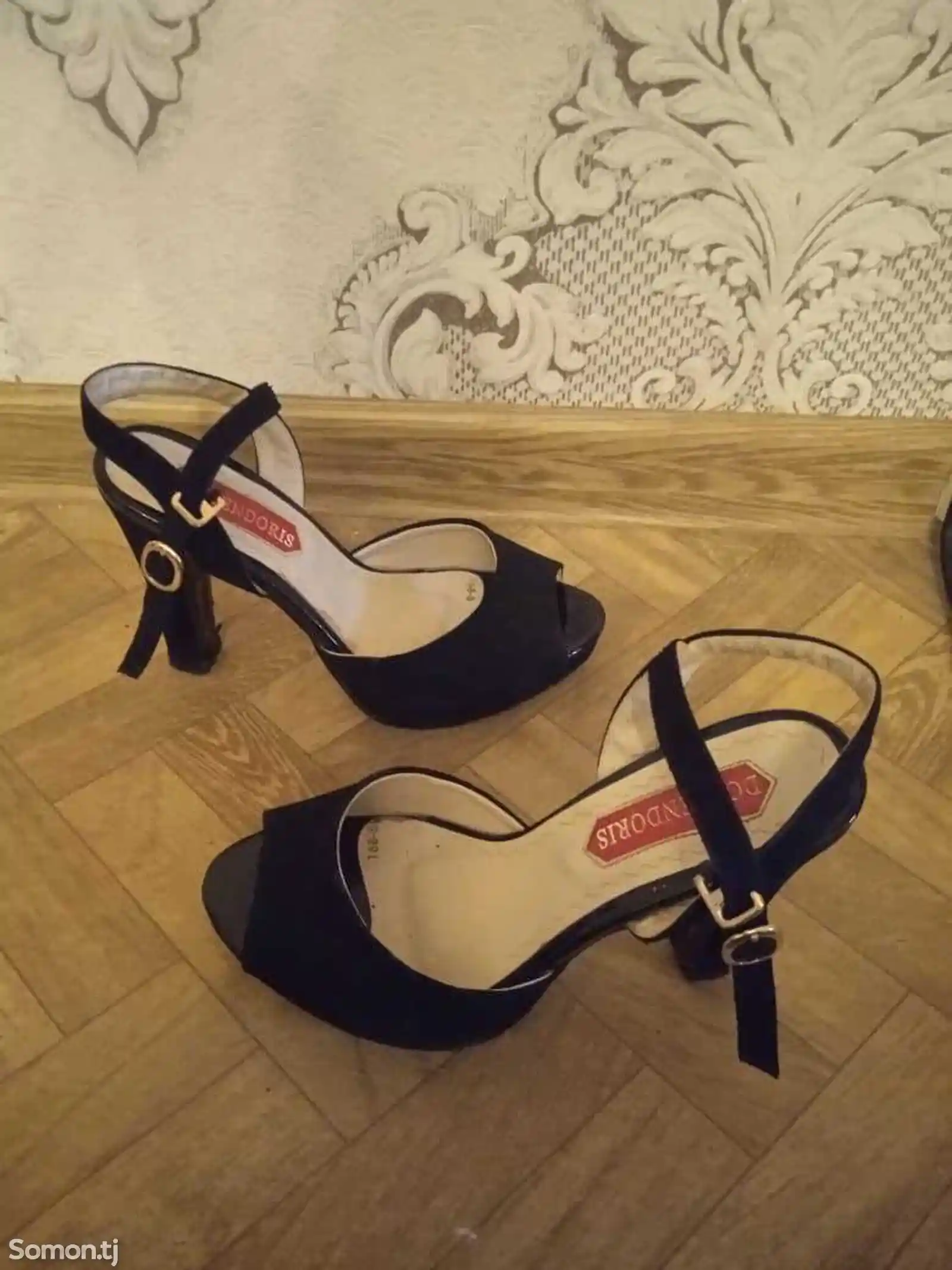 Женские туфли-1