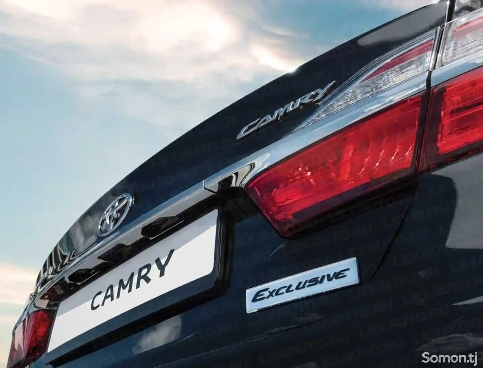 Эмблема Exclusive на багажник Toyota Camry 5-2