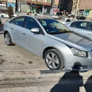 Chevrolet Cruze, 2010