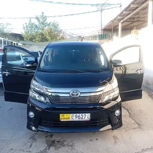 Toyota Vellfire, 2015