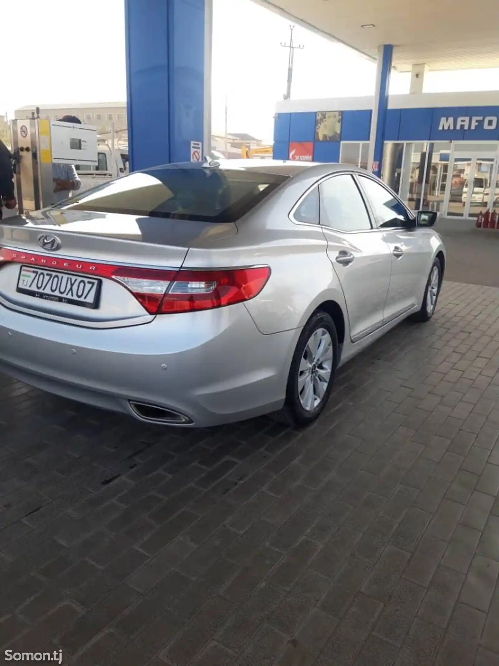 Hyundai Grandeur, 2011-1