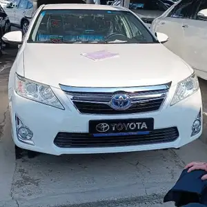 Toyota Camry, 2014