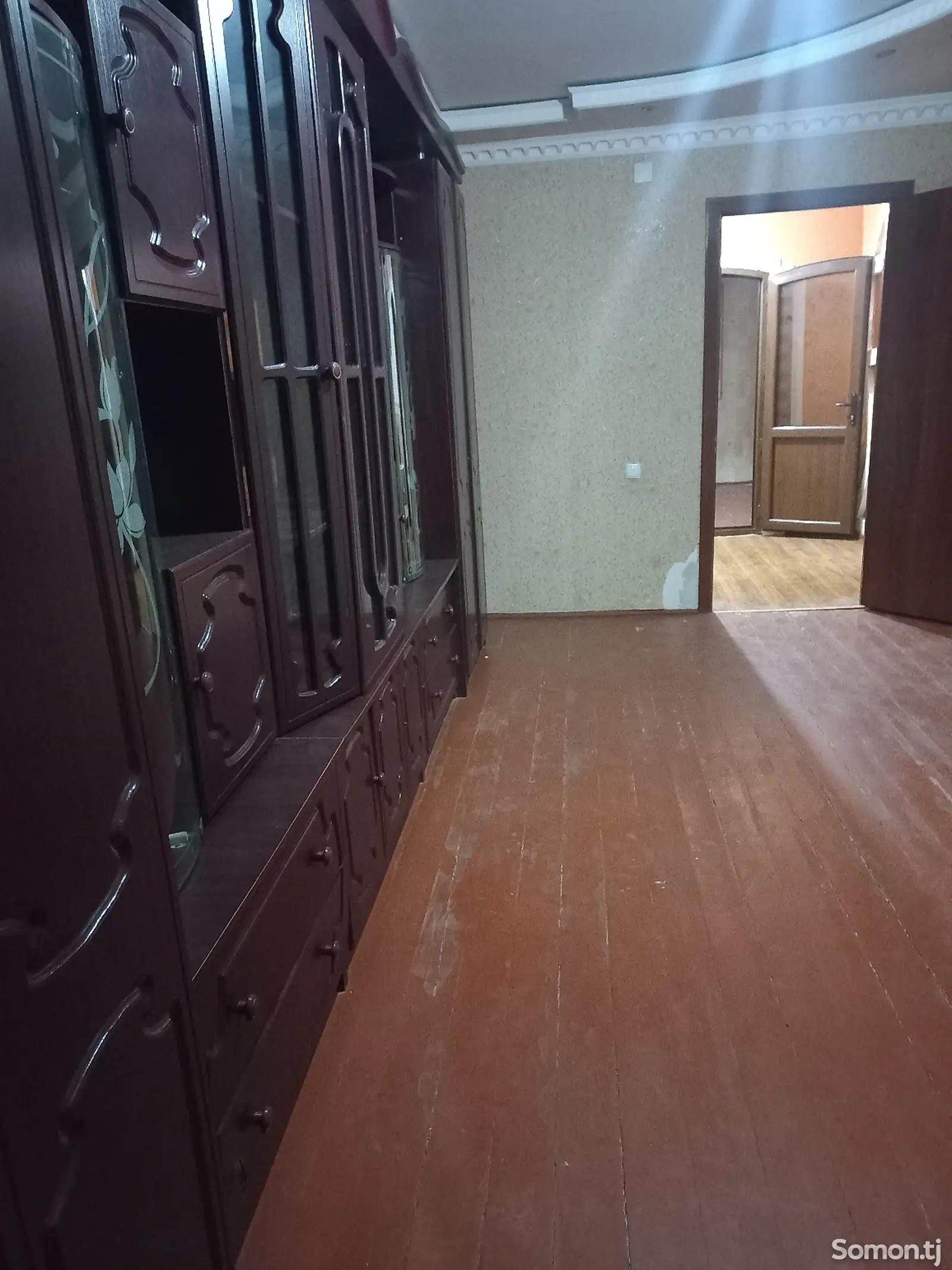 3-комн. квартира, 1 этаж, 90 м², ул Клара Цеткина.-1